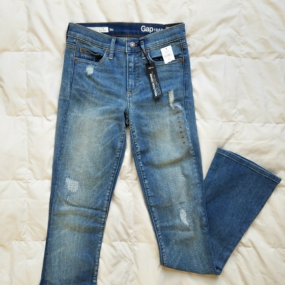 gap destroyed jeans